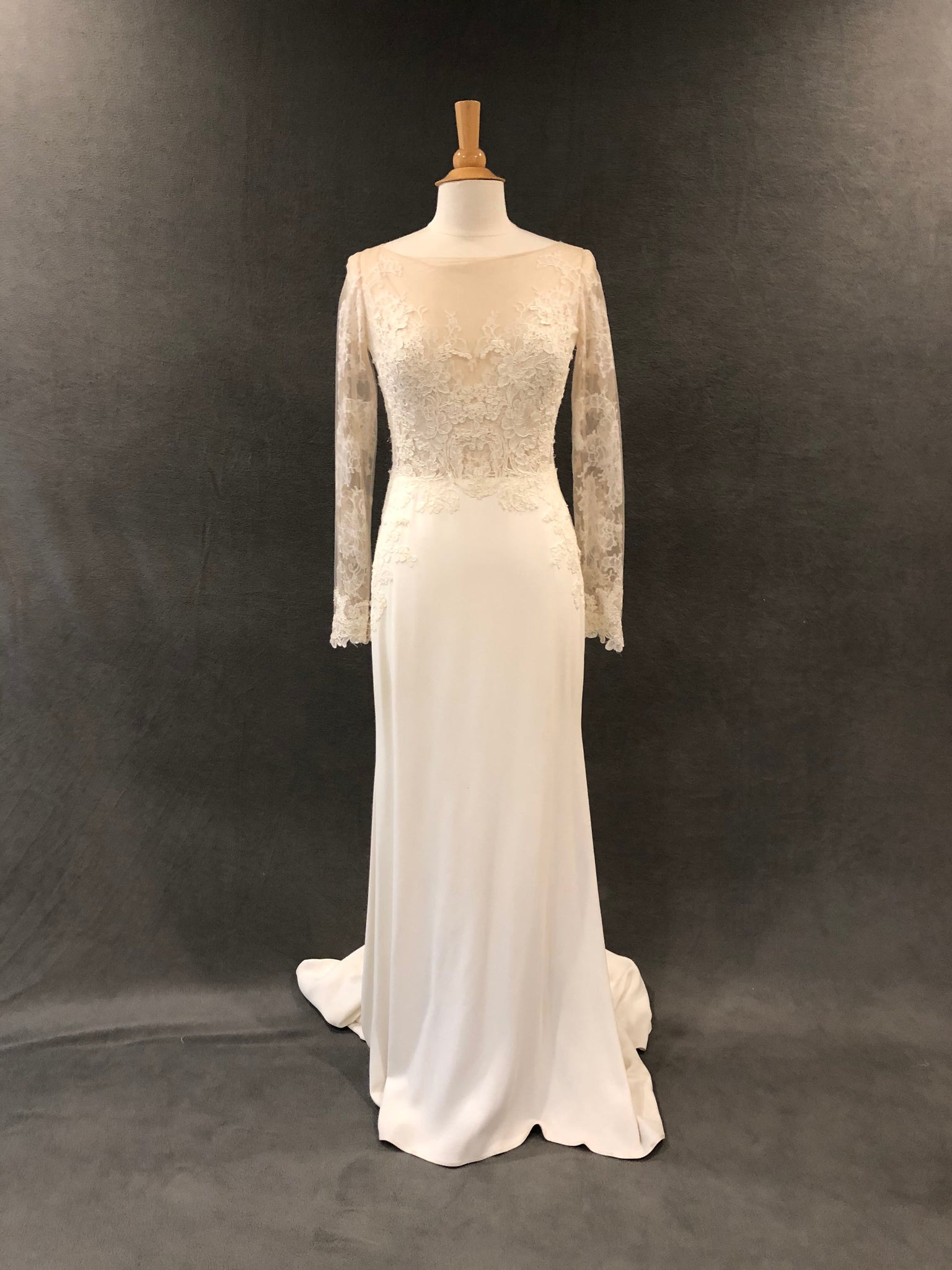 Anne Barge - Jonquil StyleLocator Anne Barge - Jonquil StyleLocator